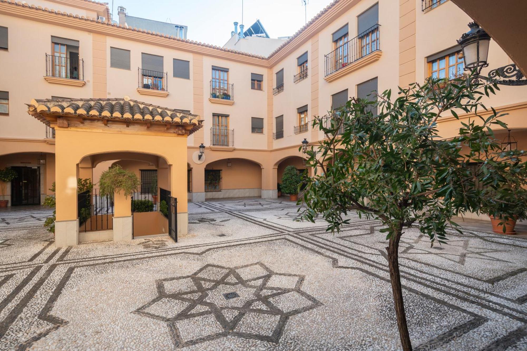 Apartamento Adultos Centro N V 1 Free Parking Granada Luaran gambar